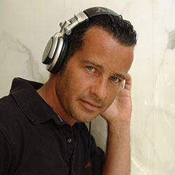 Ron van den Beuken
