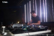 Adeluminosity 052
